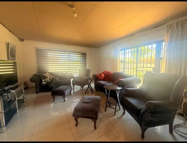 3 BEDROOM HOUSE FOR SALE IN VANDERBIJLPARK CW 5